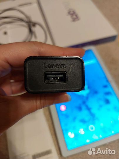 Продаю планшет 64 Гб Lenovo Tab P10 TB-X705L