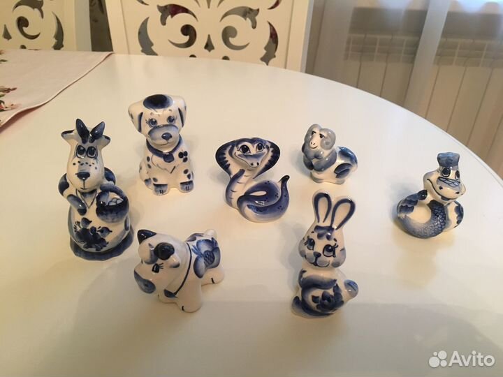 Фарфоровые статуэтки
