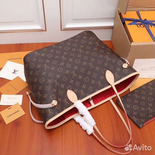 Сумка Louis Vuitton