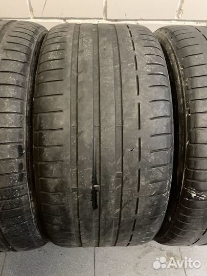 Bridgestone Potenza S001 245/40 R20 и 275/35 R20 99Y