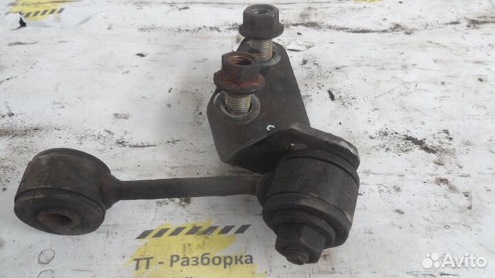 Кронштейн радиатора MAN 19.364 Commander 303589