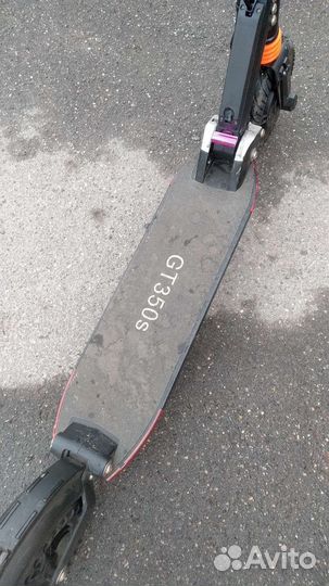 Электросамокат gt350s хорошего состояния