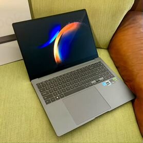 Samsung Galaxy Book 3 Ultra i9 13900H RTX 4070