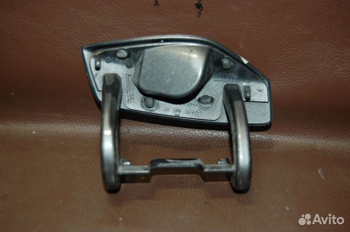 Крышка омывателя левая - Mercedes-Benz CLA-klasse