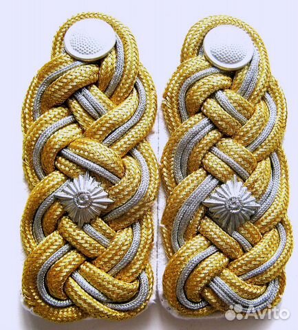 Погоны генерал-лейтенанта полиции