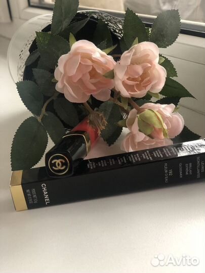 Блеск для губ chanel