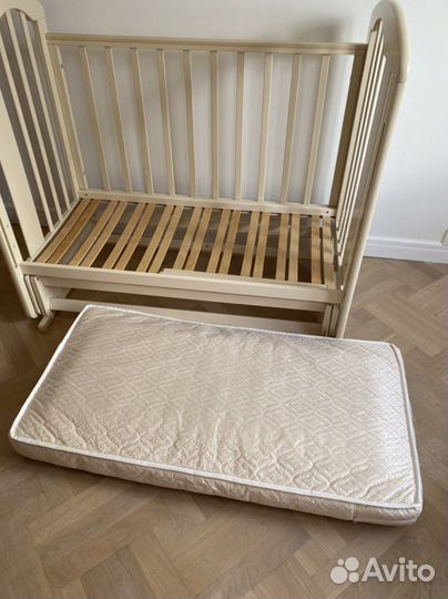 Детская кроватка Можга Агата с маятником + матрас