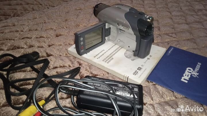 Видео камера sony. и фотоаппарат