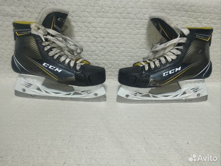Коньки хоккейные 42 размер