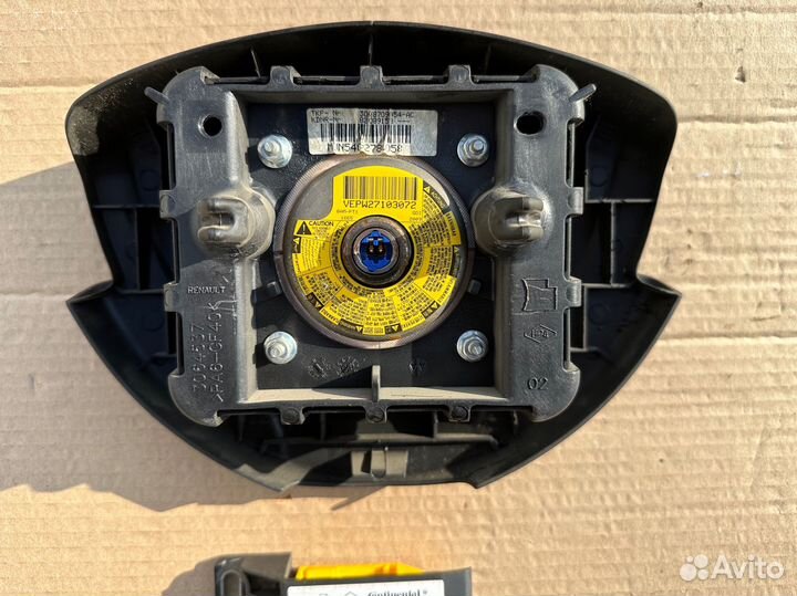 Подушка безопасности в руль Renault Logan 1