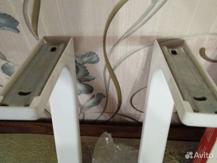 Держатели для полки. Новые