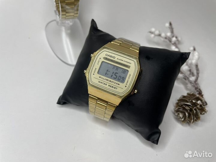 Часы Casio