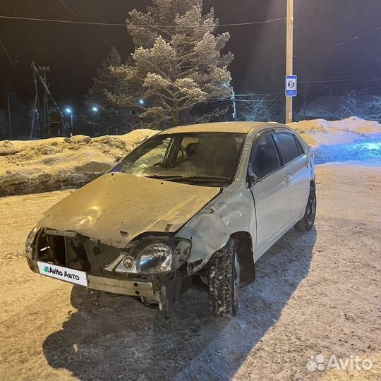 Toyota Corolla 1.5 AT, 2001, битый, 414 000 км