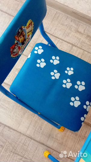 Стол и стул