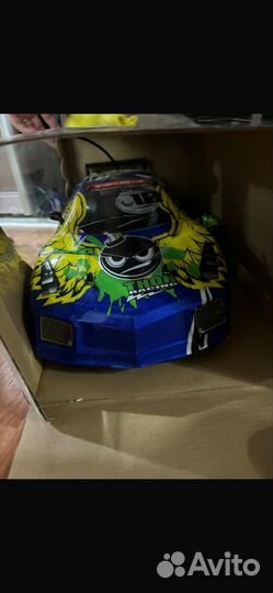 Машинка на радиоуправлении