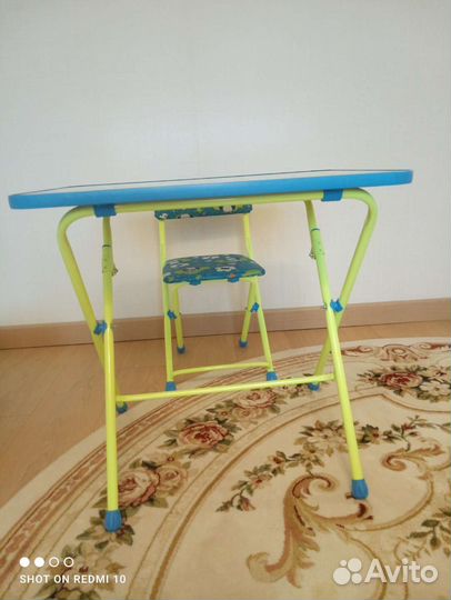 Детский стол и стул