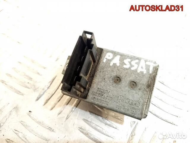 Резистор отопителя VW Transporter T4 701959263