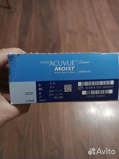 1-day acuvue moist 74 из 90 штук -4.25