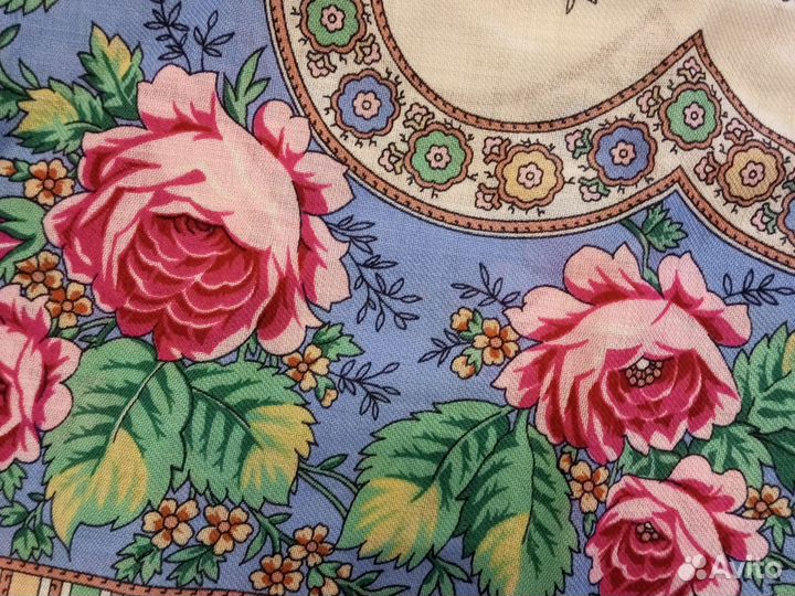 Павловопосадский шерстяной платок