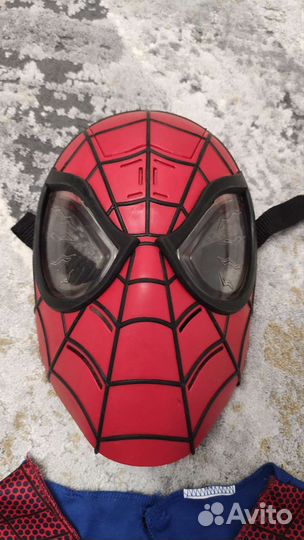 Новогодний костюм человек паук