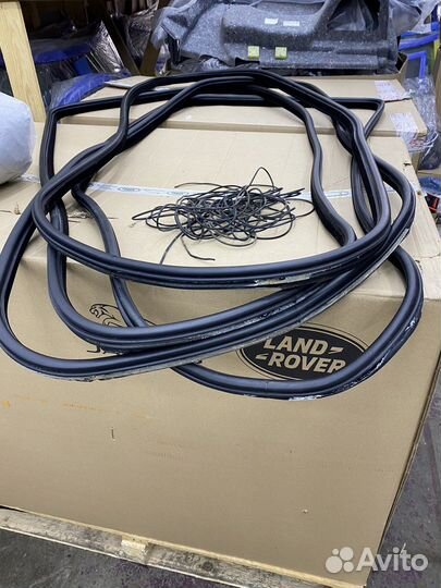 Land Rover Discovery 4 уплотнение дверного проема