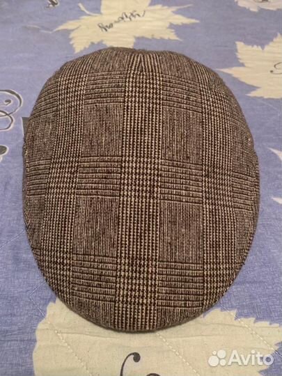 Мужская кепка треуголка