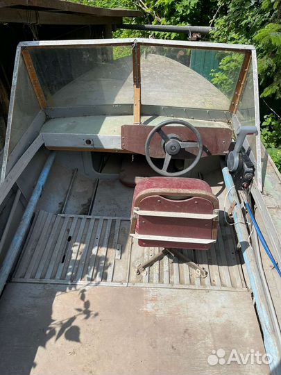 Моторная лодка