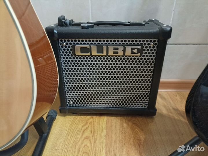 Roland Cube 10gx