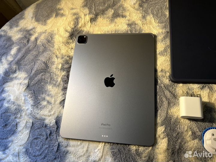 iPad Pro 12.9 2022 M2 512gb Идеальный