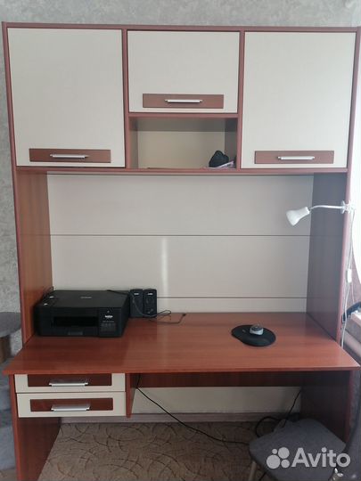Письменный стол для школьника бу