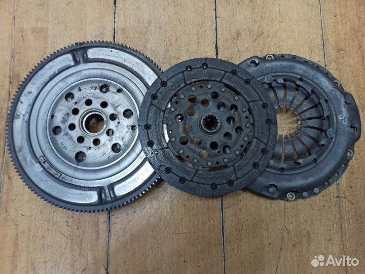 Комплект сцепления Opel Astra H Z17DTH 2008