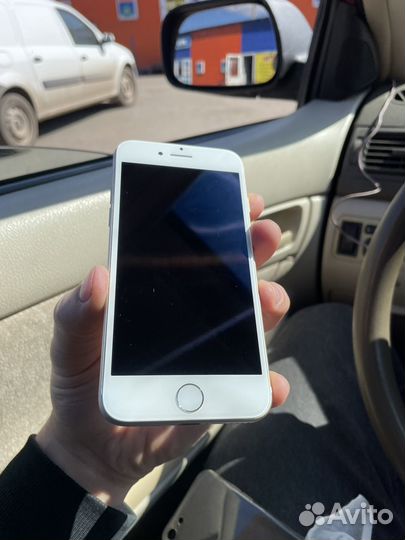 iPhone 7, 128 ГБ