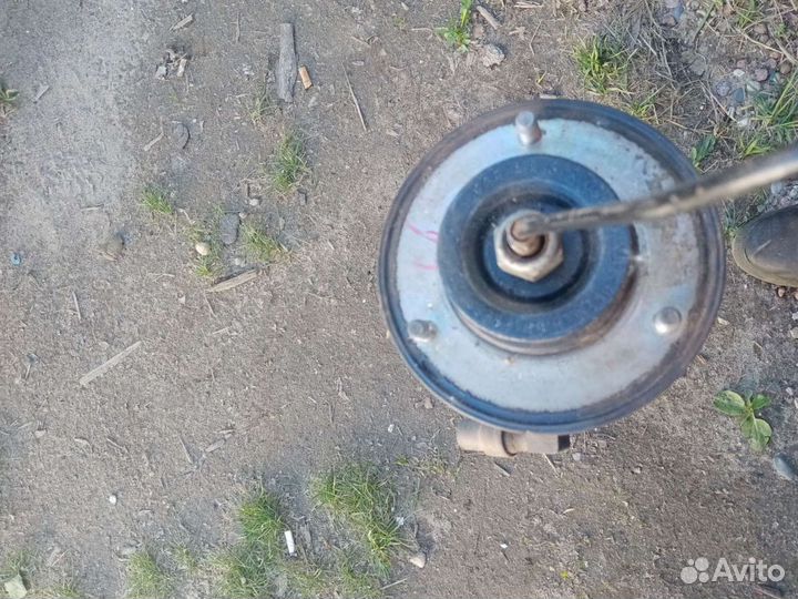 Амортизатор на бмв е66