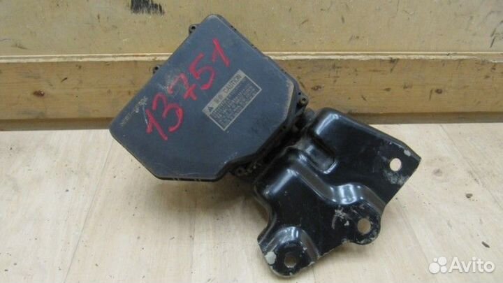 Блок Abs (насос) Toyota Rav 4 2006-2013