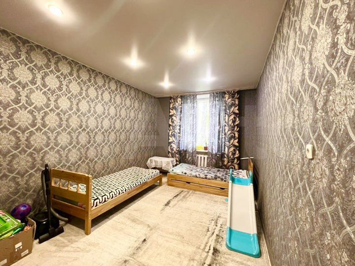 3-к. квартира, 66 м², 1/2 эт.