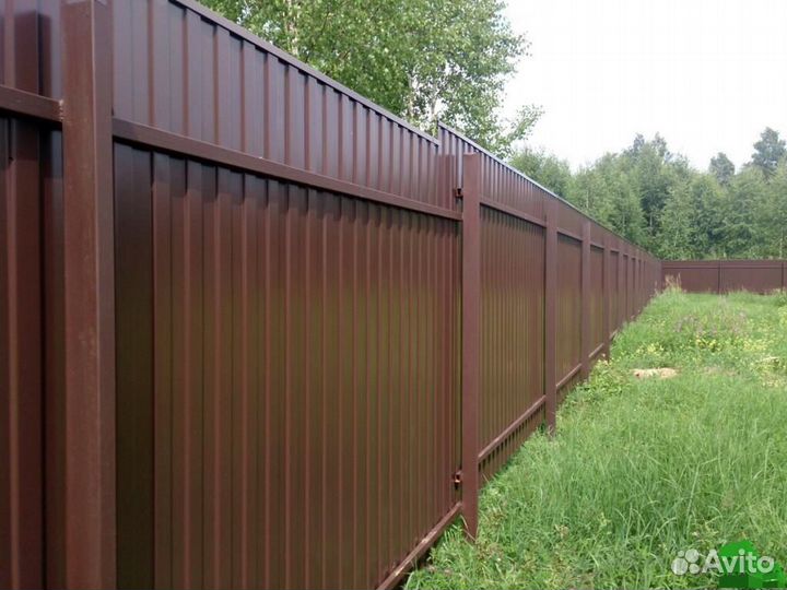 Заборы из профнастила под ключ от завода