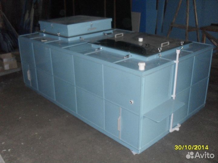 Емкость контейнер для перевозки живой рыбы