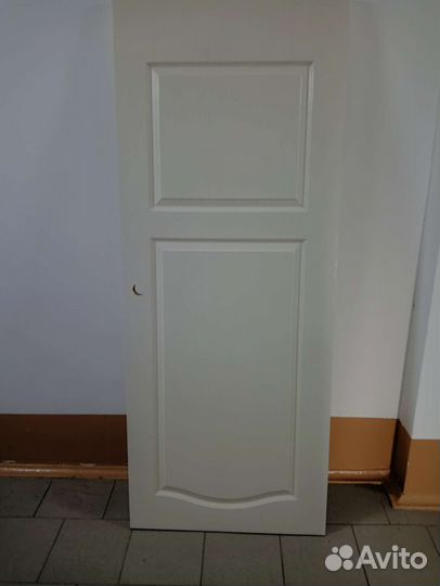Дверь деревянная