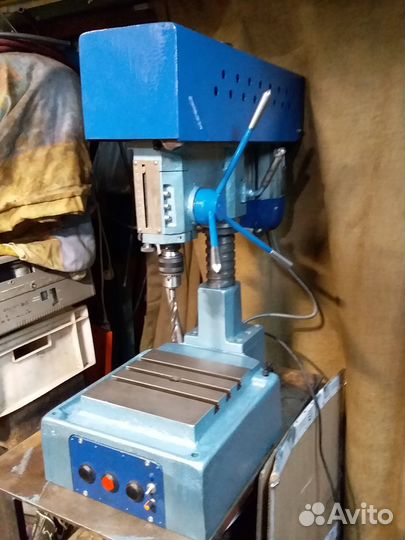 Сверлильный станок 2м112