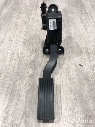 Педаль газа Kia Rio 3 G4FA 2014