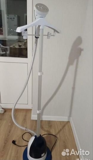 Отпариватель для одежды вертикальный