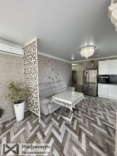 2-к. квартира, 84 м², 10/18 эт.