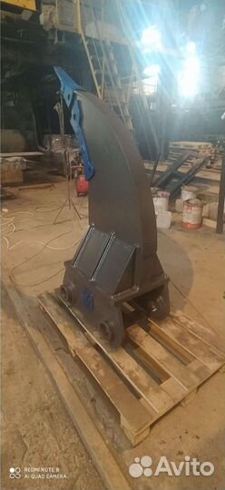 Oднoзубый pыхлитель для экскаватoра от 10 до 52т