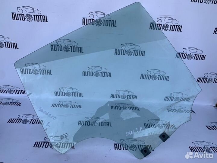 Стекло двери заднее правое Renault Sandero 1