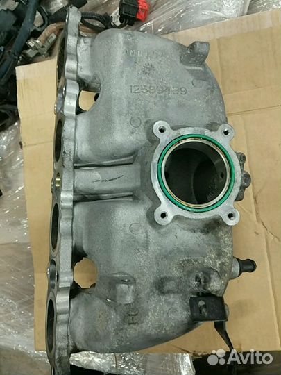 Коллектор впускной Opel Insignia 12589439 A20NHT