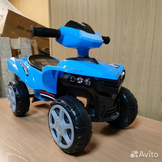 Детская машина толокар