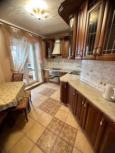 2-к. квартира, 70 м², 11/14 эт.