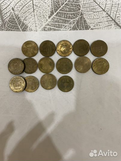 Юбилейные монеты