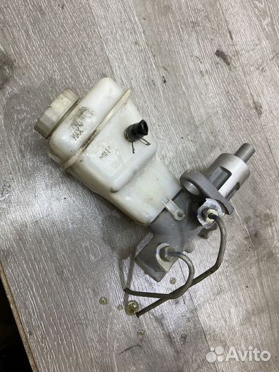 Цилиндр тормозной главный Brilliance M2 (BS4)