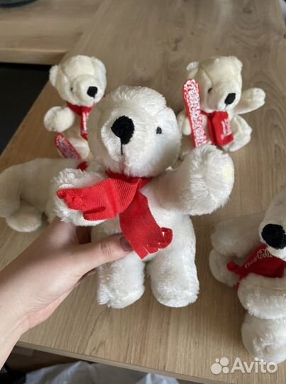 Плюшевый медведь cola